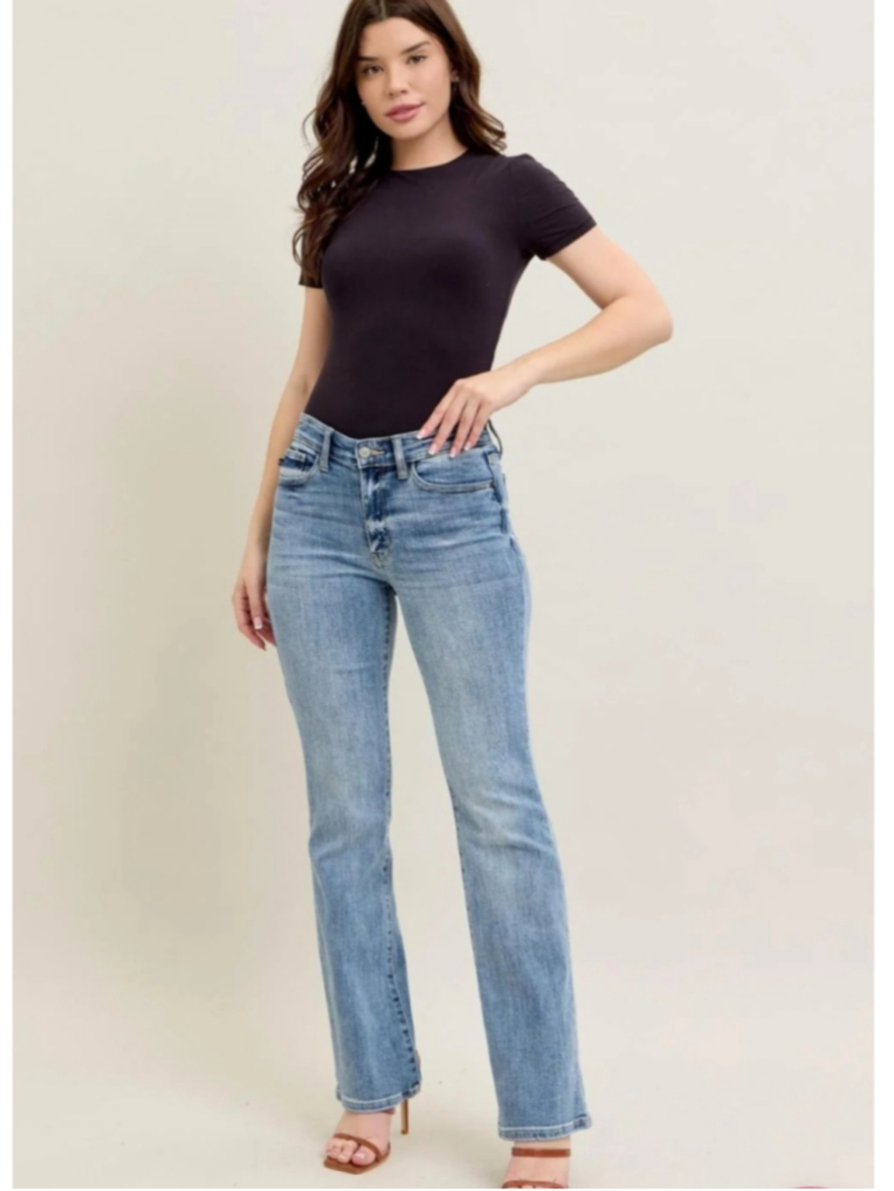 Judy Blue Mid-Rise Boot Cut Jeans Size 28 Stretchy Light Wash Blue
